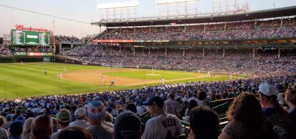Wrigley Field, section: 207, row: 6, seat: 10