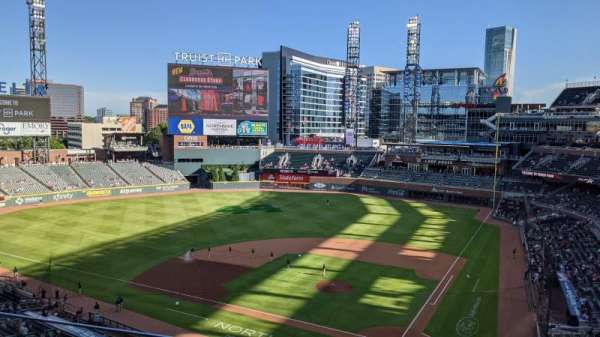 Truist Park, section: 328, row: 3, seat: 12