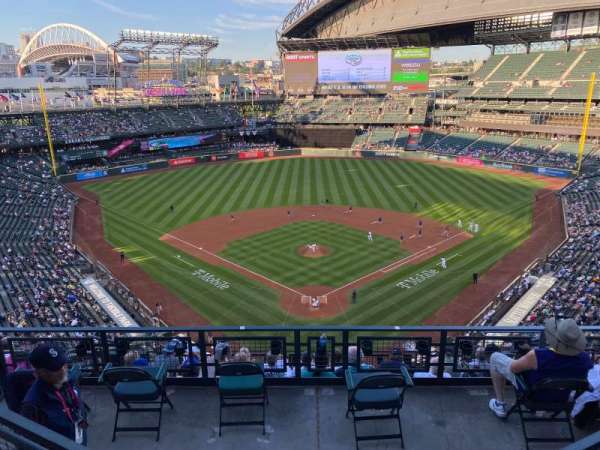 T-Mobile Park, section: 330, row: 10, seat: 8