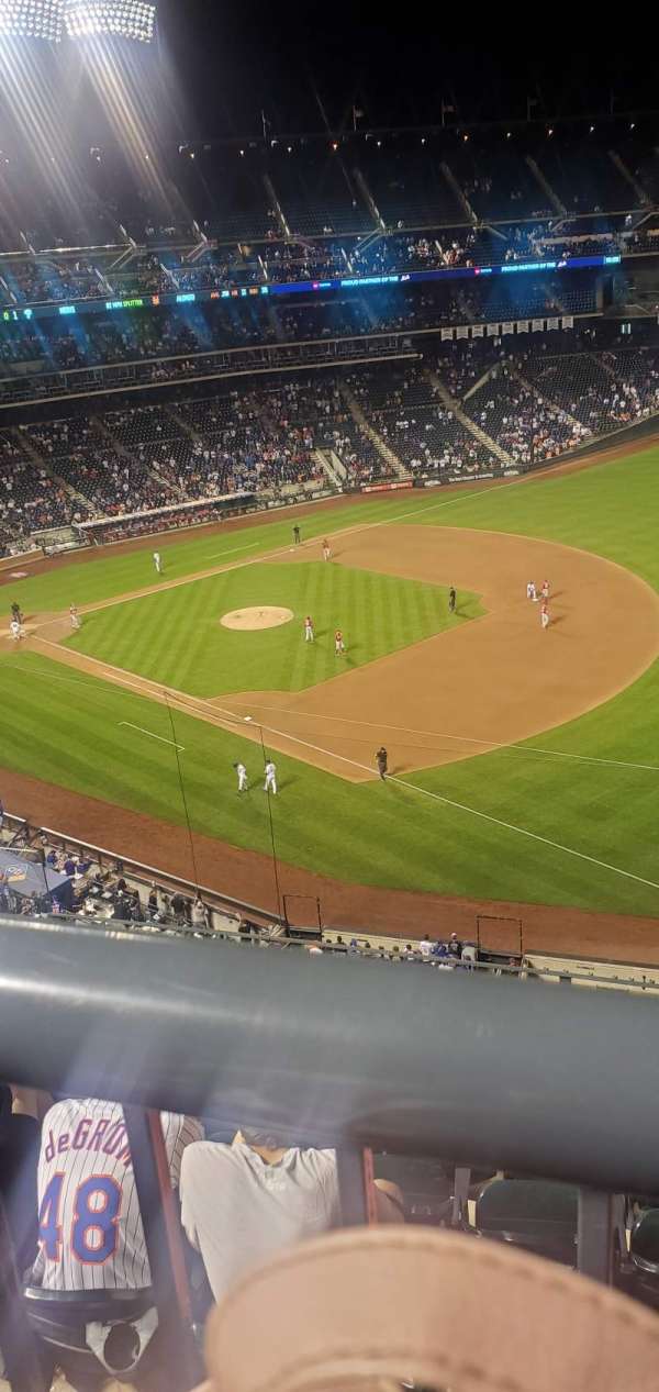 Citi Field, section: 403, row: 5, seat: 6
