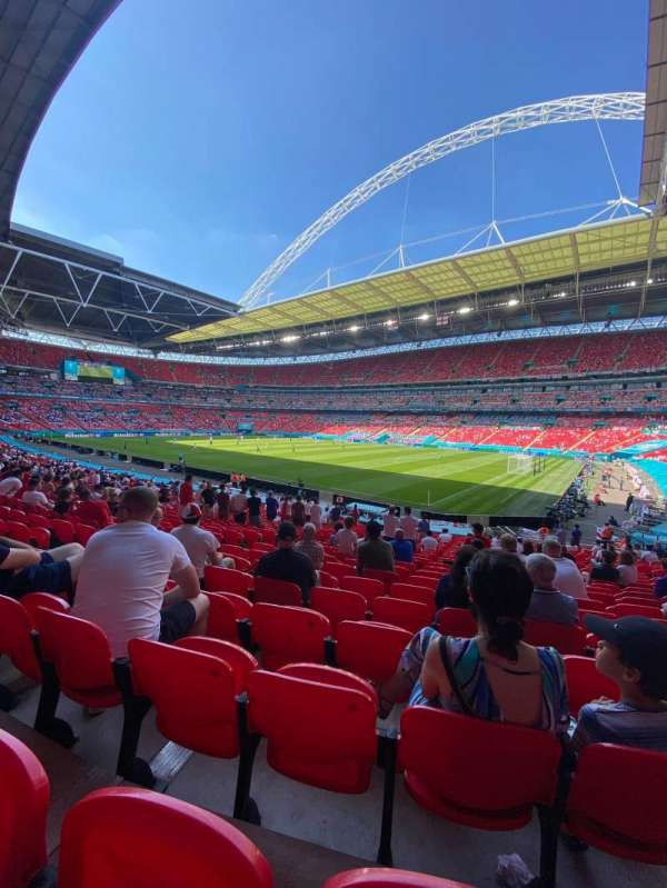 Wembley Stadium, section: 118, row: 29, seat: 180