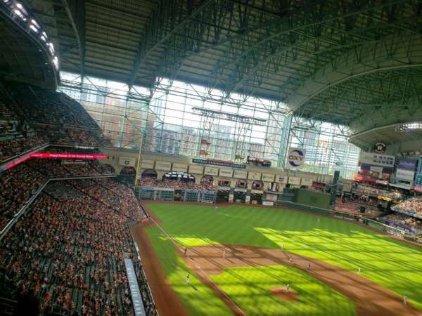 Daikin Park, section: 419, row: 4, seat: 16