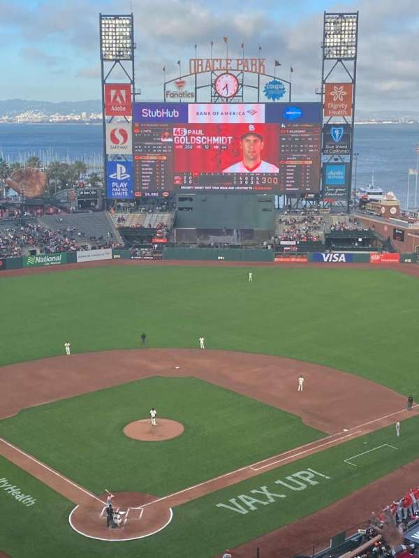 Oracle Park, section: VR315, row: 10, seat: 17