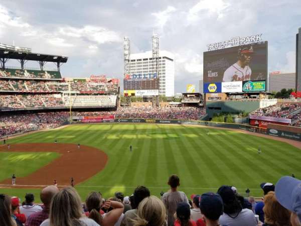 Truist Park, section: 216, row: 13, seat: 9