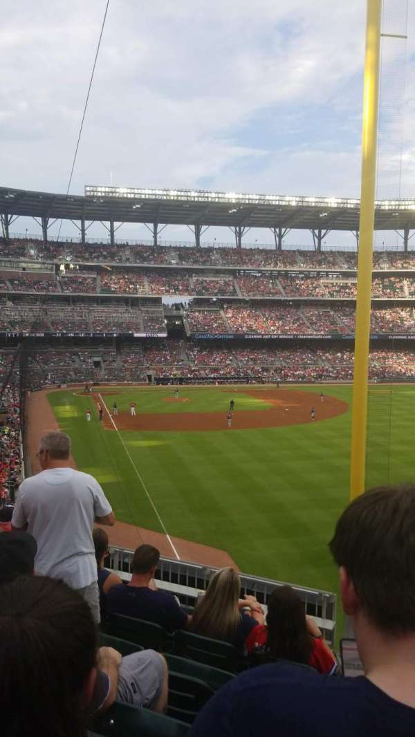 Truist Park, section: 210, row: 6, seat: 3