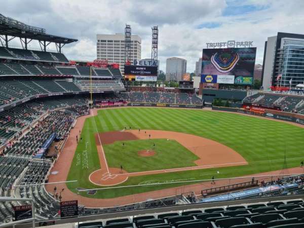 Truist Park, section: 323, row: 6, seat: 18