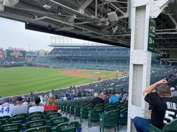 Wrigley Field, section: 203, row: 25, seat: 19
