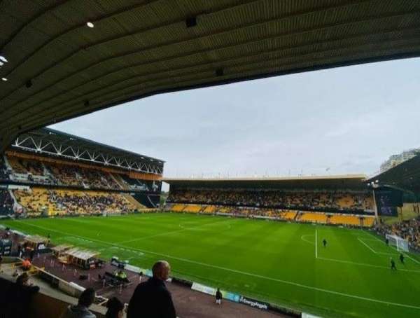 Molineux Stadium, section: W2, row: D, seat: 49