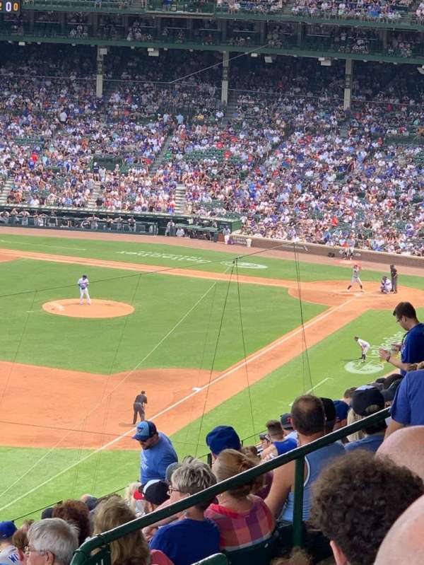 Wrigley Field, section: 403L, row: 3, seat: 1