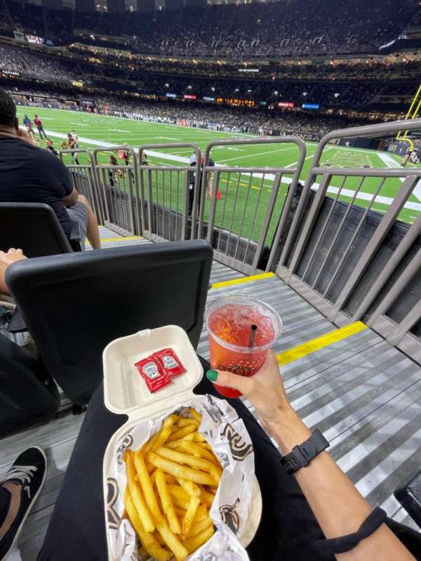 Caesars Superdome, section: 135, row: 6, seat: 1
