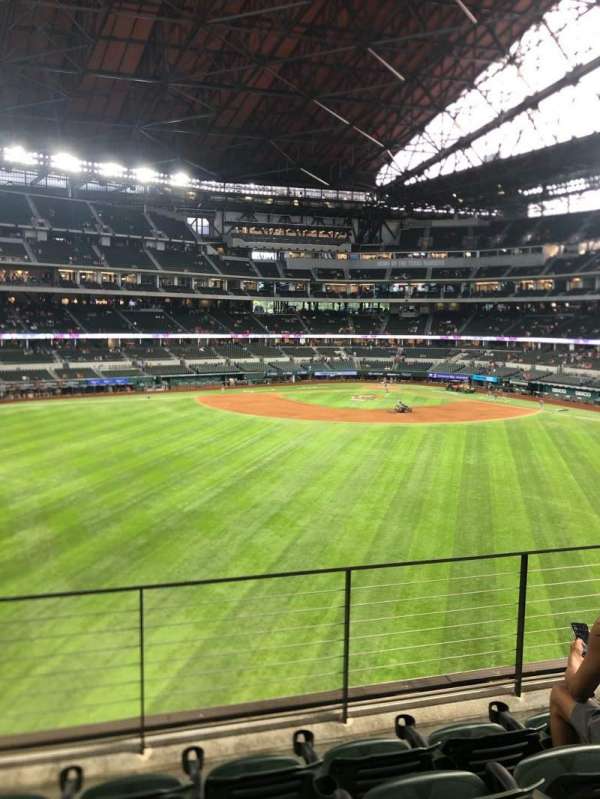 Globe Life Field, section: 136, row: 4, seat: 4