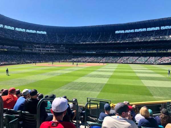 T-Mobile Park, section: 105, row: 30, seat: 8