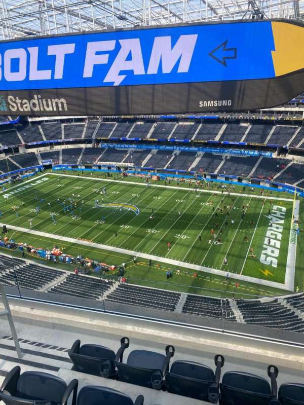 SoFi Stadium, section: 420, row: 5, seat: 22