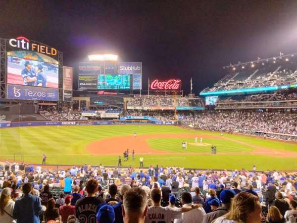 Citi Field, section: 122, row: 29, seat: 10