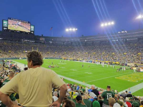 Lambeau Field, section: 132, row: 25, seat: 4