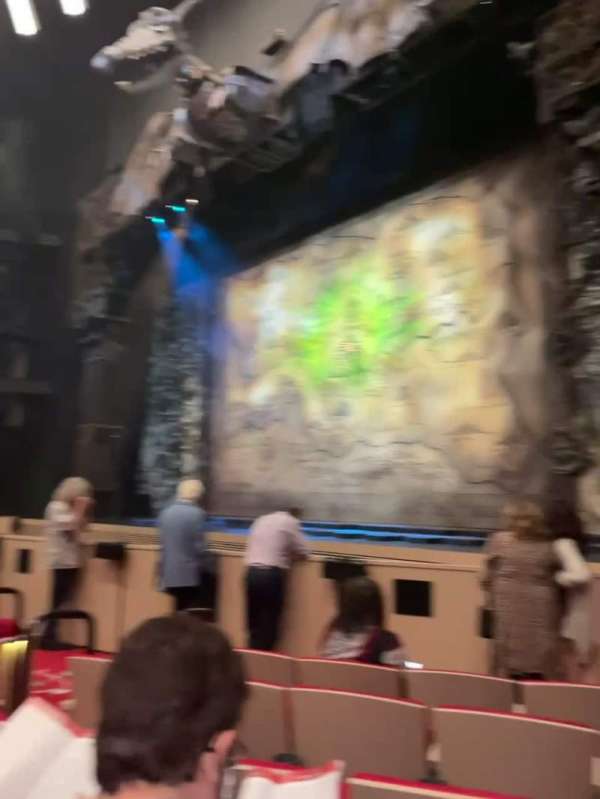 Steven Tanger Center for the Performing Arts, section: Orchestra R, row: E, seat: 4