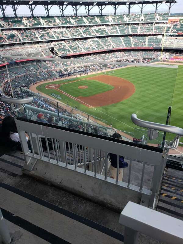 Truist Park, section: 412, row: 8, seat: 36