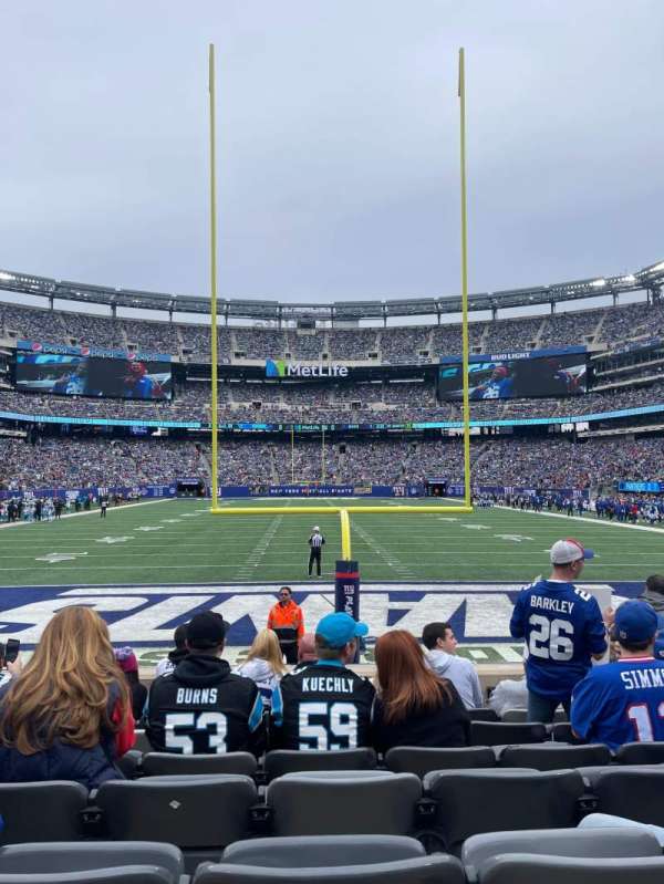 MetLife Stadium, section: 126, row: 7, seat: 13