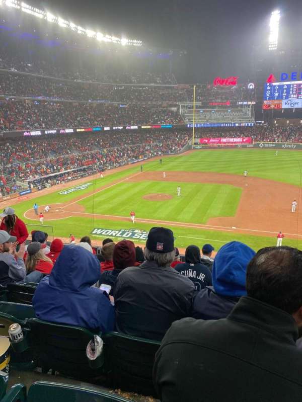 Truist Park, section: 218, row: 7, seat: 12