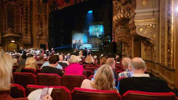 Ohio Theatre, Columbus, section: Orchestra 1, row: Q, seat: 28