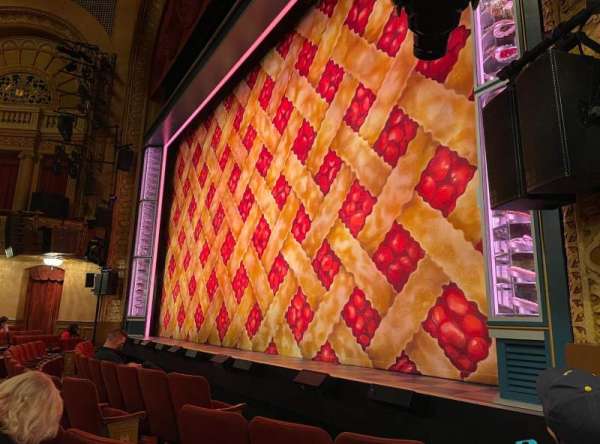 Barrymore Theatre, section: Orchestra R, row: C, seat: 14