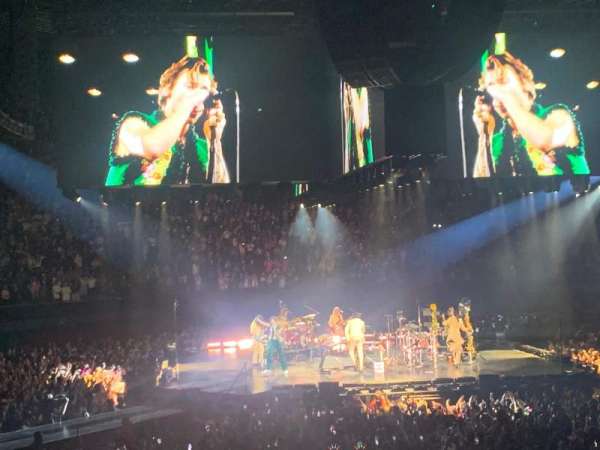 Kia Forum, section: 123, row: 6, seat: 6