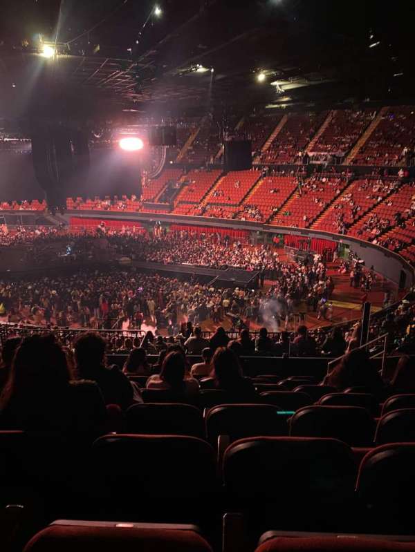 Kia Forum, section: 231, row: 8, seat: 11