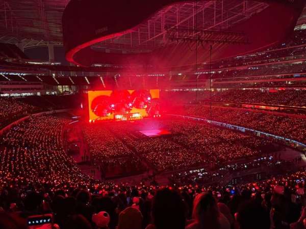 SoFi Stadium, section: 229, row: 29, seat: 4