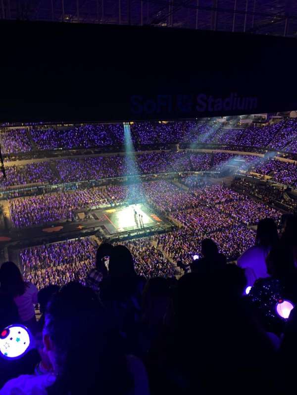 SoFi Stadium, section: 411, row: 5, seat: 14