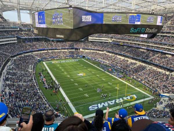 SoFi Stadium, section: 425, row: 4, seat: 4