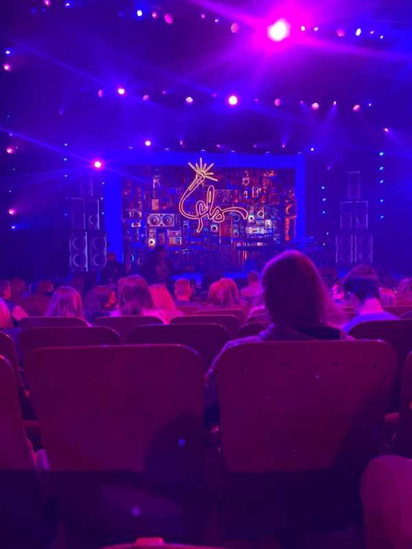 Booth Theatre, section: Orchestra C, row: H, seat: 104