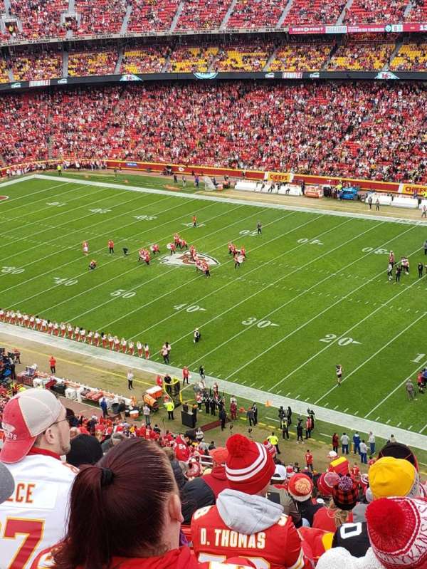 Arrowhead Stadium, section: 319, row: 28, seat: 7