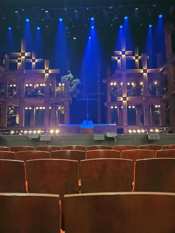 Clowes Memorial Hall, section: MFL-R, row: E, seat: 202