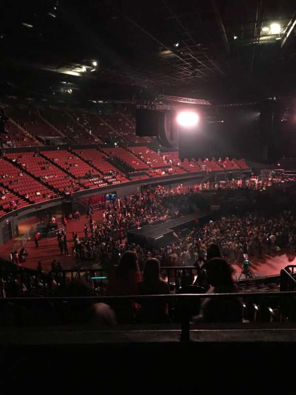 Kia Forum, section: 203, row: 2, seat: 5