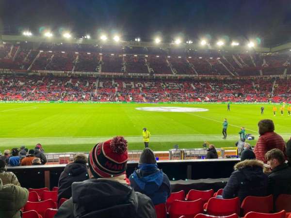 Old Trafford, section: S124, row: 8, seat: 162