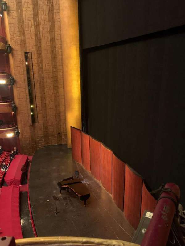 Metropolitan Opera House - Lincoln Center, section: Dress Circle Box 2, seat: 2