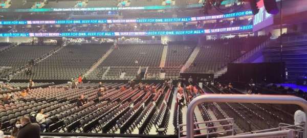 Climate Pledge Arena, section: 12, row: G, seat: 1