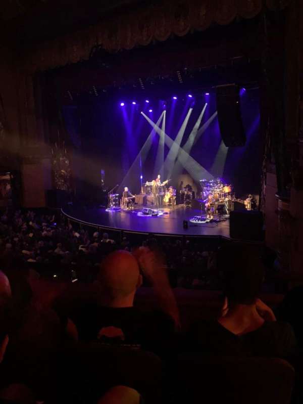 Beacon Theatre, section: Loge 4, row: C, seat: 52
