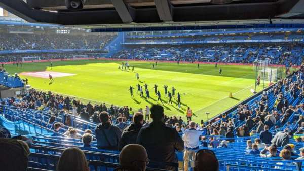 Stamford Bridge, section: Matthew Harding Lower 16, row: FF, seat: 205