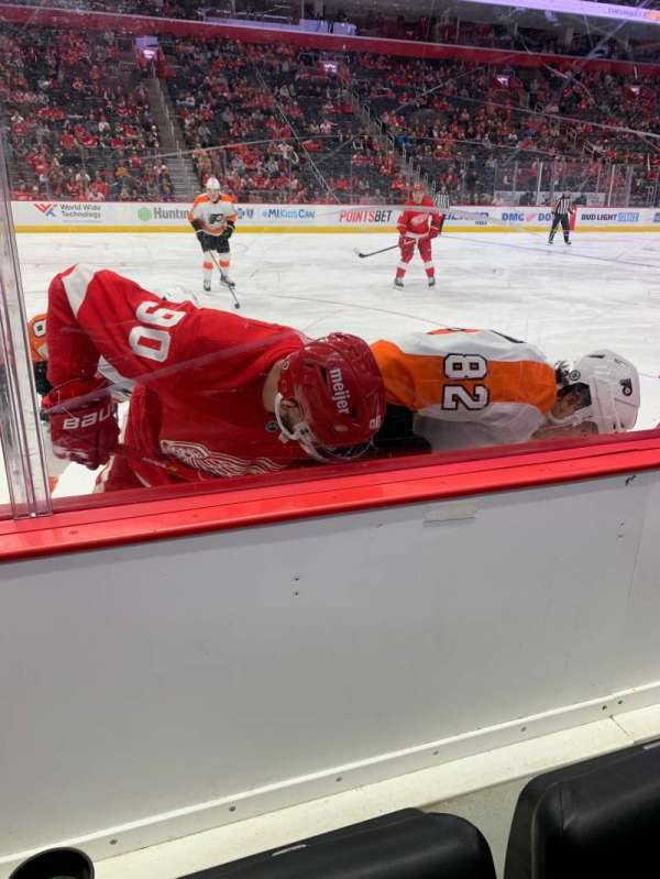 Little Caesars Arena, section: 125, row: 2, seat: 9