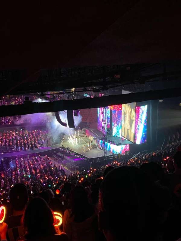 Kia Forum, section: 210, row: 24, seat: 5