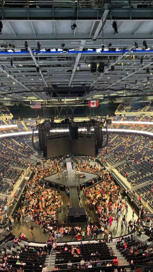 UBS Arena, section: 314, row: 1, seat: 4