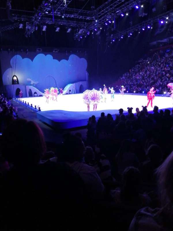Centre Bell, section: 121, row: EE, seat: 3
