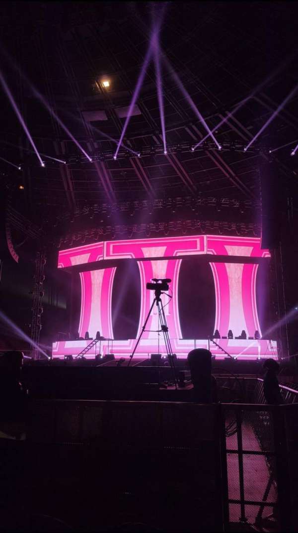 Kia Forum, section: J, row: 9, seat: 4