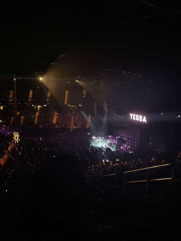 Kia Forum, section: 210, row: 14, seat: 10