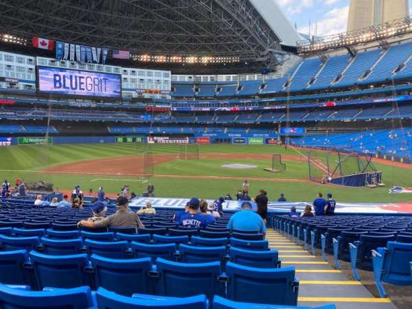 Rogers Centre, section: 125L, row: 26, seat: 109