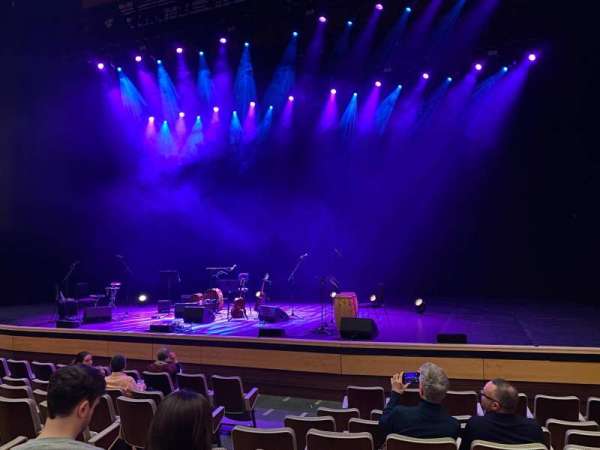 Royal Festival Hall, section: Stalls, row: H, seat: 13