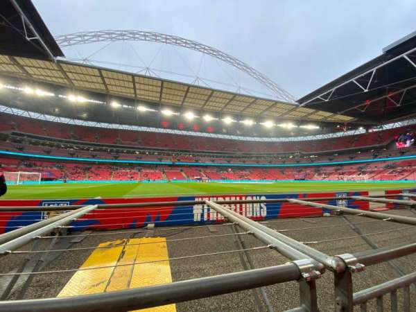 Wembley Stadium, section: 125, row: 1, seat: 61