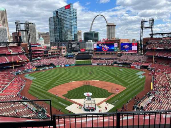Busch Stadium, section: 450, row: 3, seat: 19