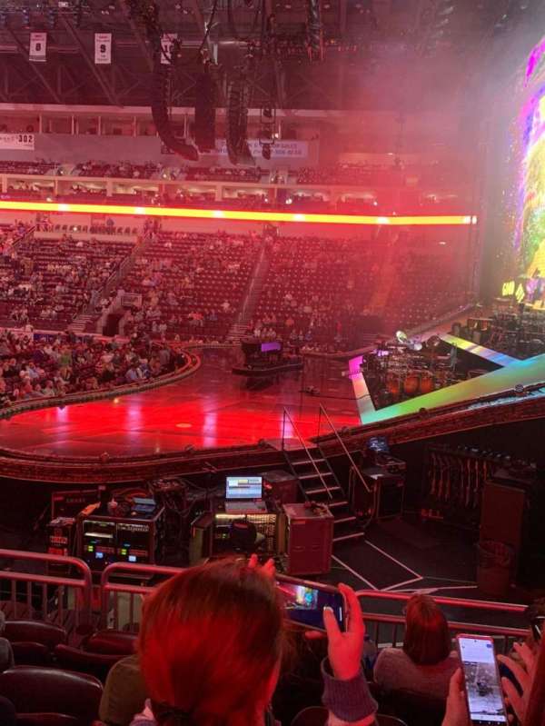 Giant Center, section: 109, row: J, seat: 5
